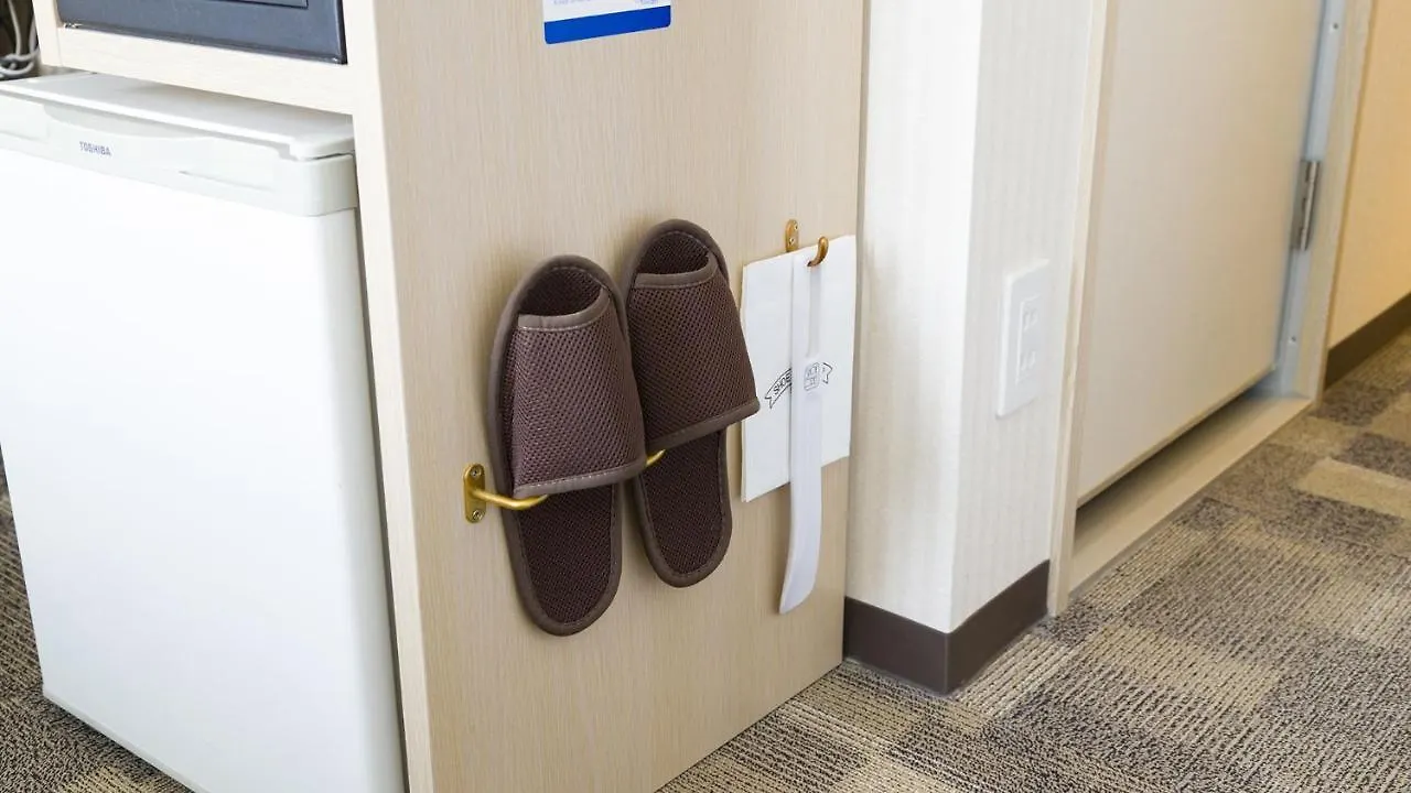 Отель Toyoko Inn Osaka Umeda Higashi